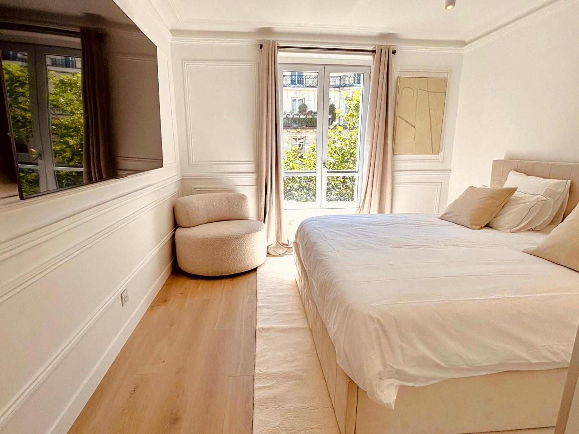 Le Penthouse Bourdonnais L *