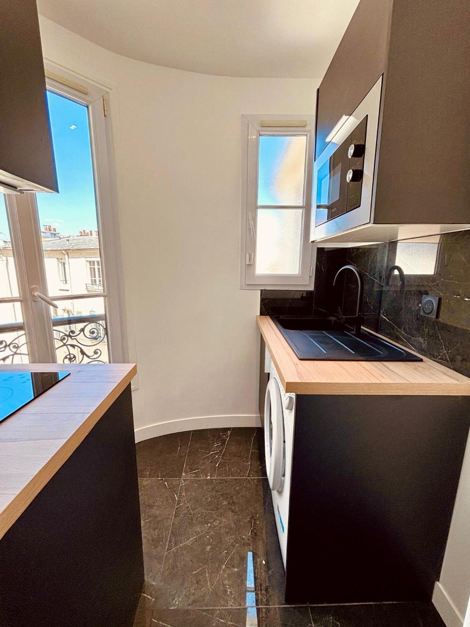 Apartment Le Penthouse Bourdonnais L *